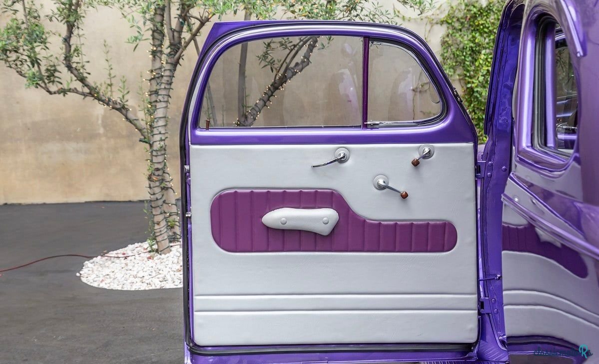 1939' Chevrolet Master photo #5