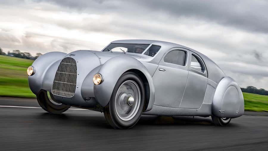 Après 90 ans, Audi construit enfin cette incroyable voiture de sport