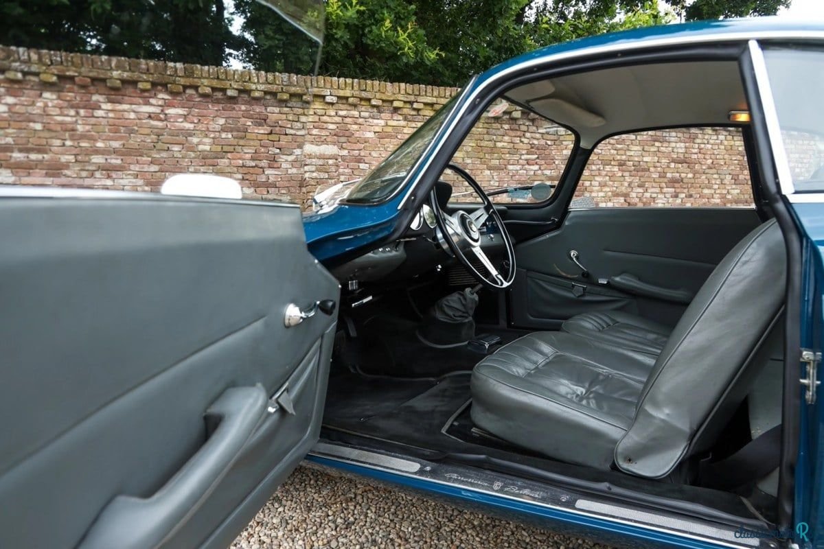 1966' Alfa Romeo Giulia photo #3