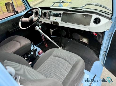 1996' Volkswagen Vans Baywindow photo #3