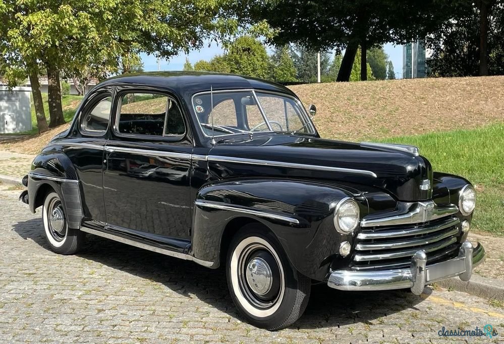 1948' Ford V8 Berline photo #6