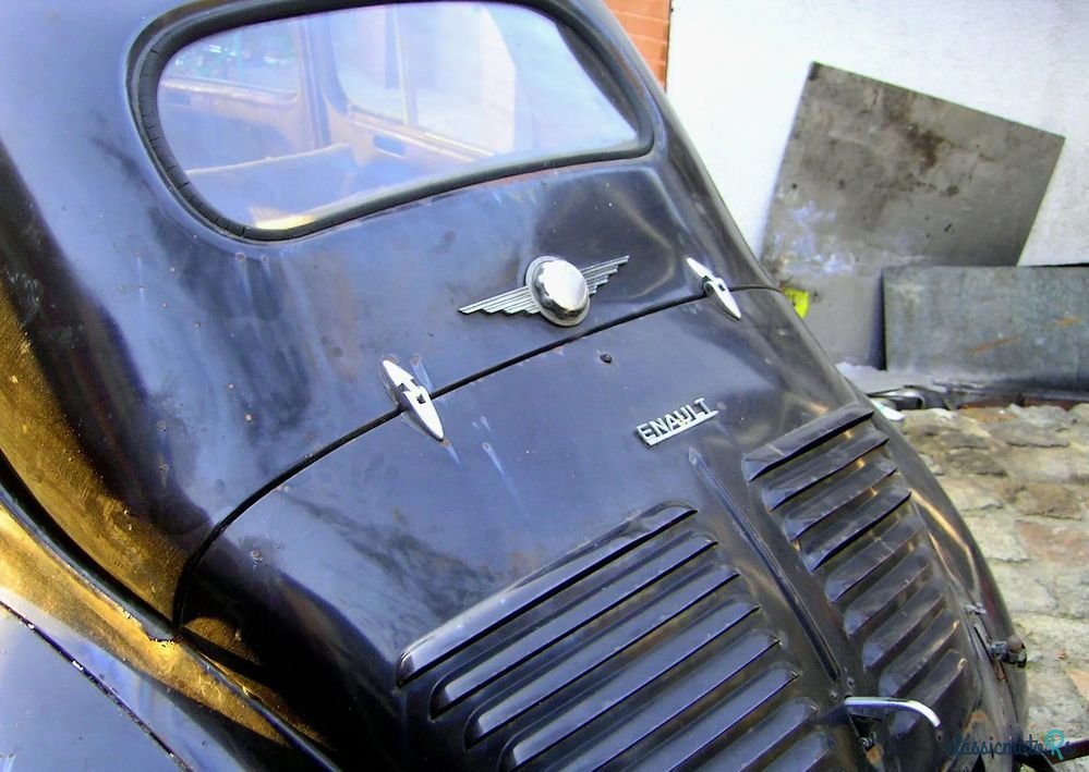 1949' Renault 4CV photo #5