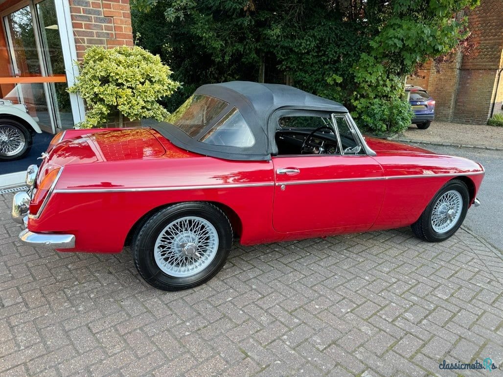 1964' MG MGB photo #4