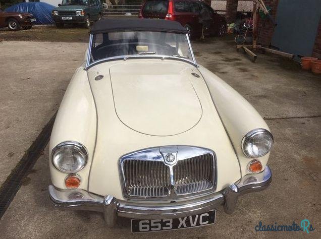 1960' MG MGA photo #3