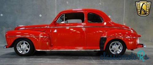 1947' Ford Deluxe Super Deluxe Coupe photo #2