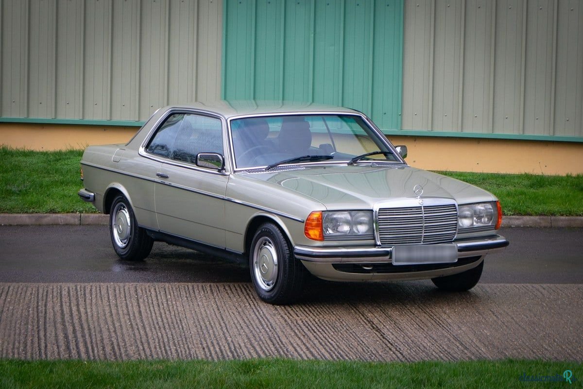 1980' Mercedes-Benz 280 photo #1