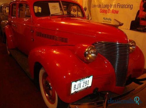 1939' Chevrolet Sedan Deluxe 4Dr Sedan photo #3