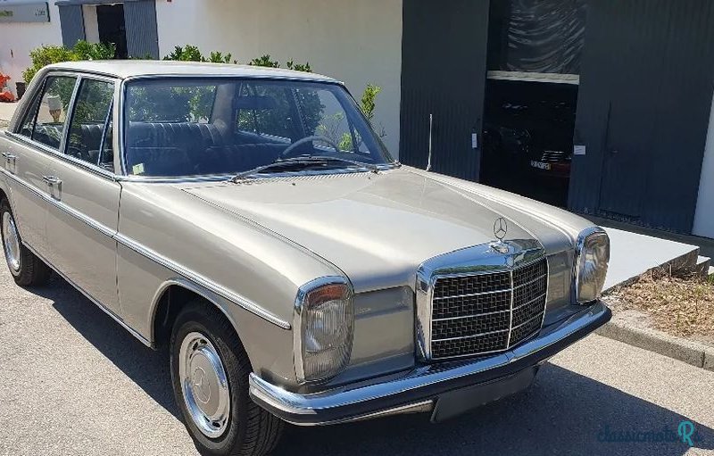 1970' Mercedes-Benz 220 photo #1