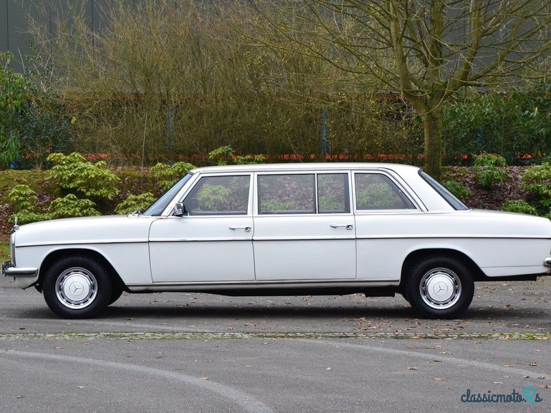 1974' Mercedes-Benz 240 photo #2