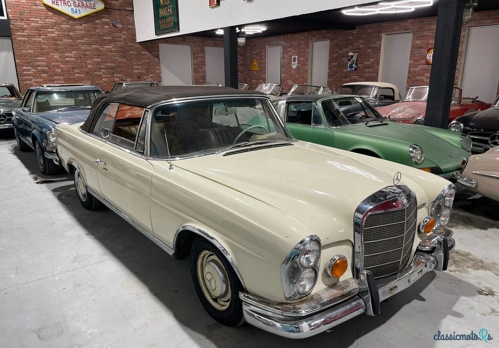 1965' Mercedes-Benz 250SE W111 photo #2