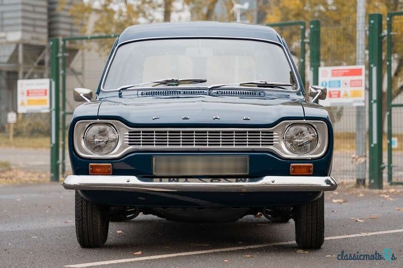 1974' Ford Escort photo #4