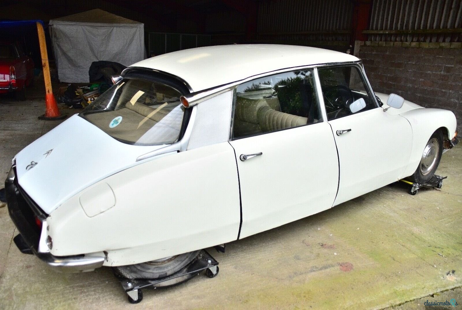 1970' Citroen DS photo #6