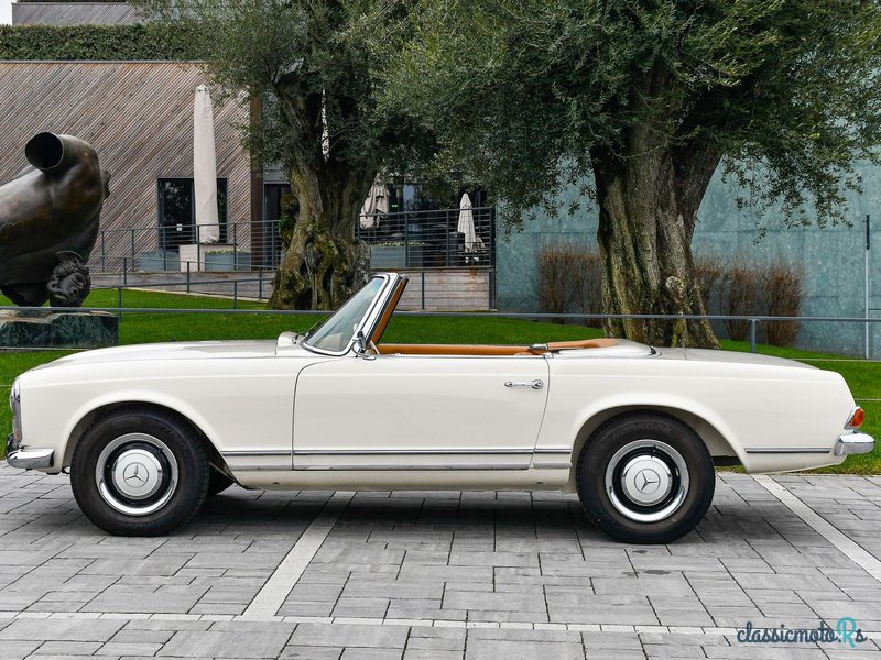 1965' Mercedes-Benz 230 Sl photo #2