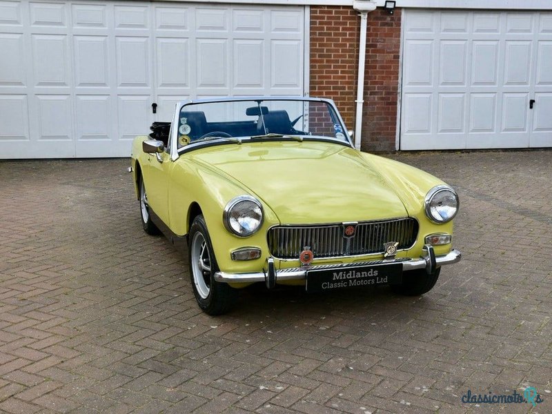 1974' MG Midget photo #5