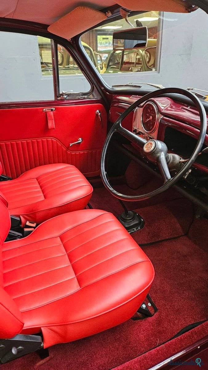 1969' Morris Minor photo #3