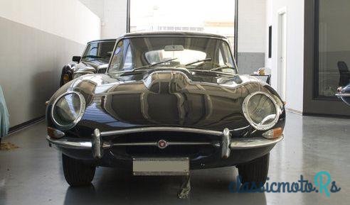 1966' Jaguar E-Type photo #1