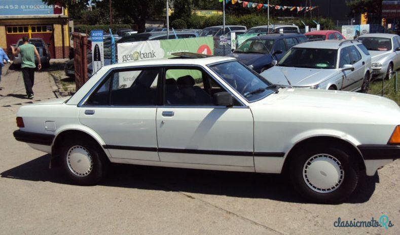 1984' Ford Granada photo #2