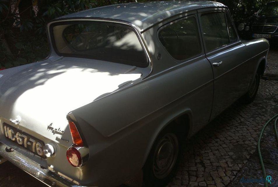 1967' Ford Anglia Deluxe photo #2