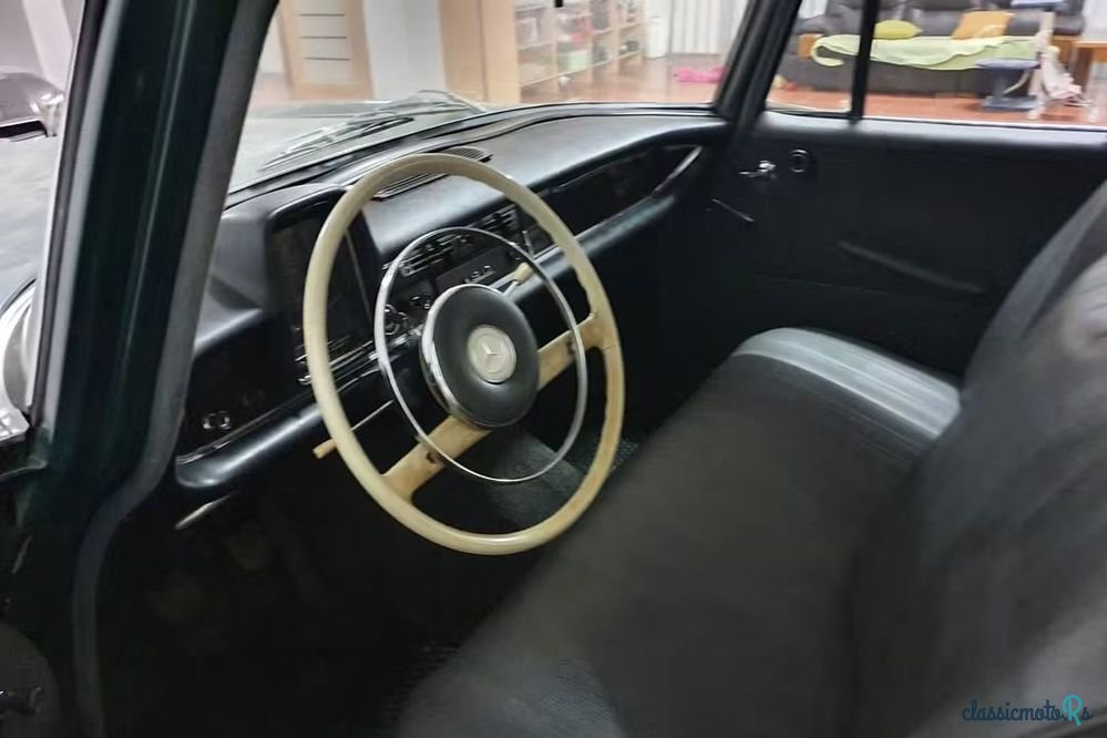 1960' Mercedes-Benz W110 photo #5
