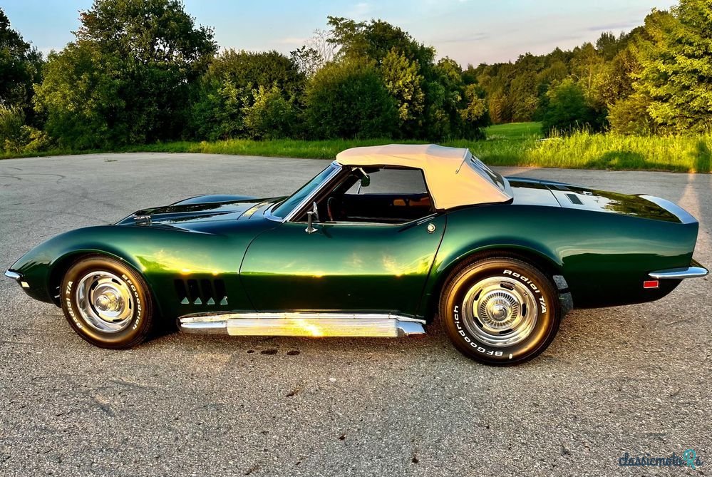 1968' Chevrolet Corvette photo #4