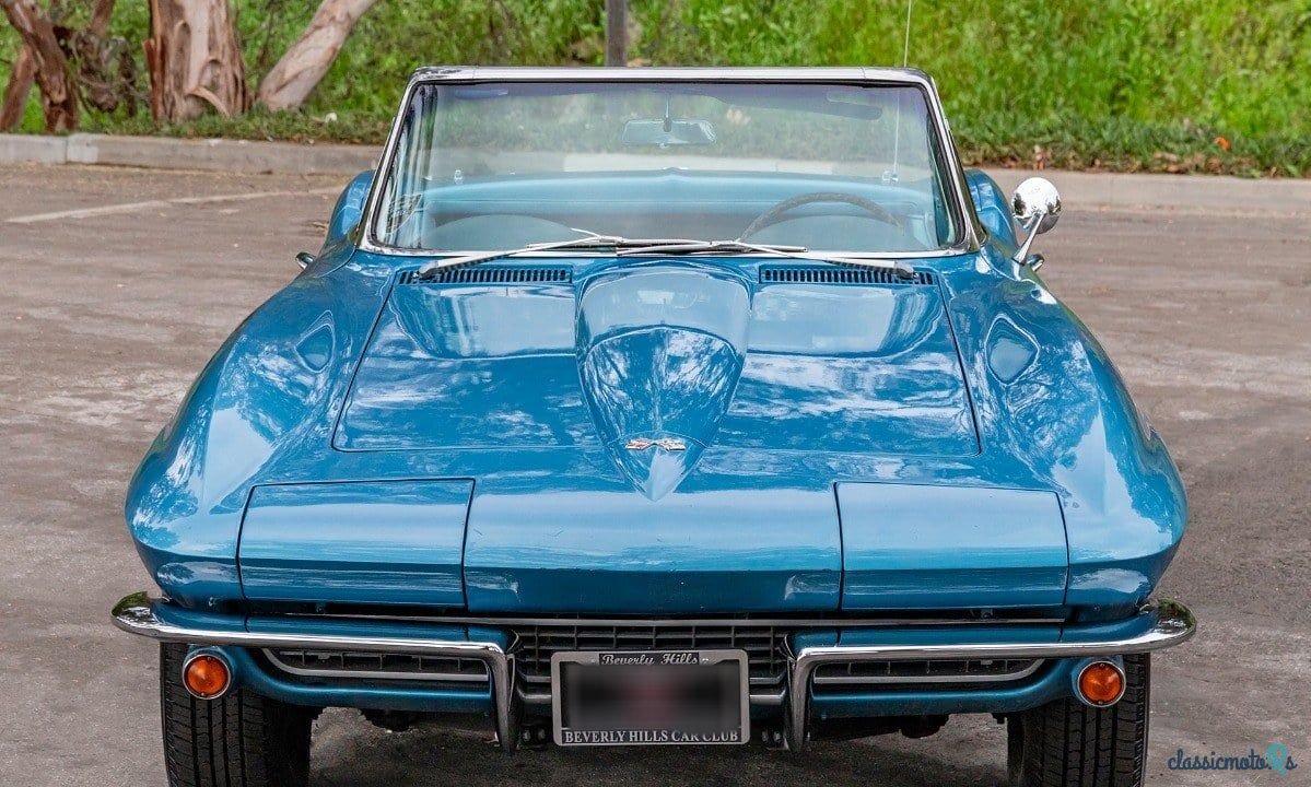 1967' Chevrolet Corvette photo #2