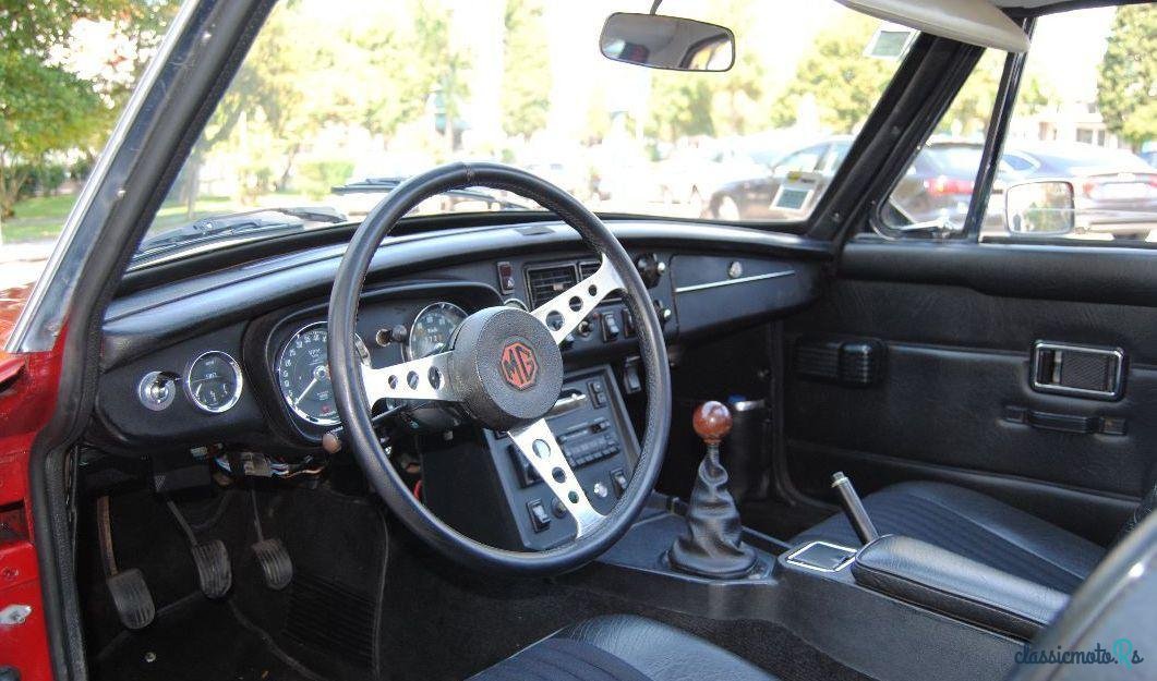1972' MG MGB Gt photo #5