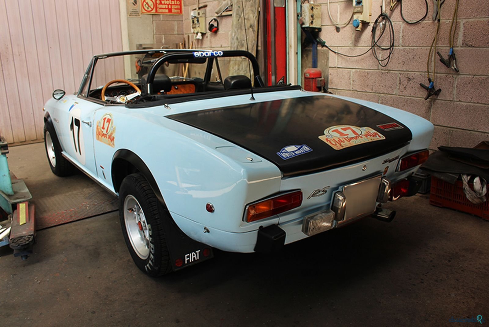 1969' Fiat 124 Spider Abarth for sale. Italy