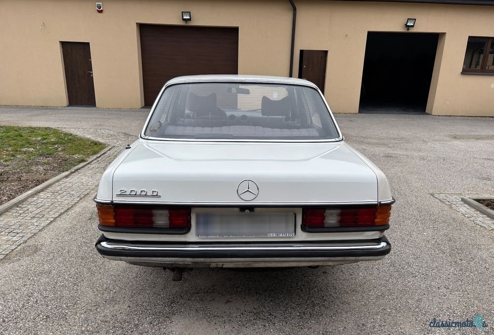 1978' Mercedes-Benz W123 photo #6