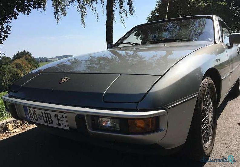 1977' Porsche 924 photo #1