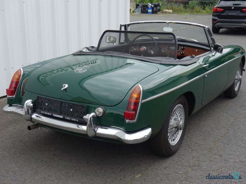 1965' MG MGB photo #3