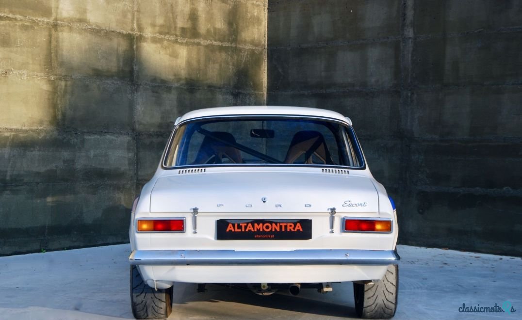 1975' Ford Escort photo #5