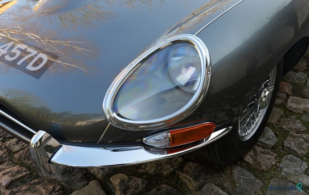 1965' Jaguar E-Type photo #6