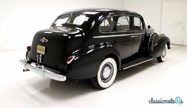 1940' Buick Limited photo #5