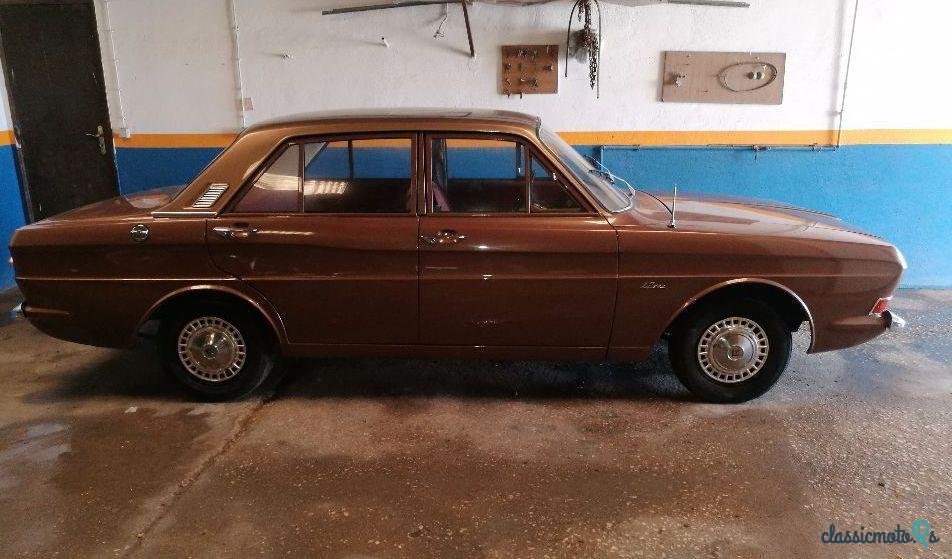 1968' Ford Taunus 12M 1500 - Motor V4 photo #3