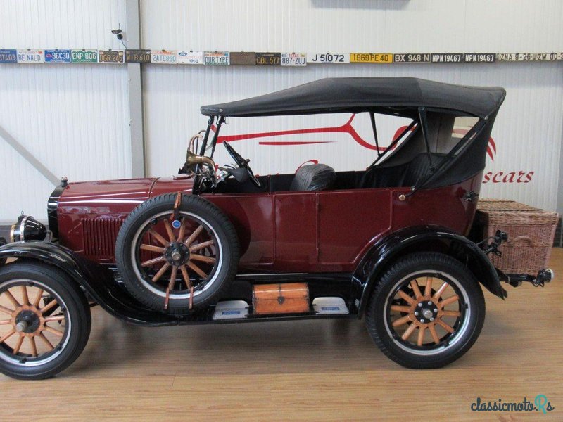 1926' Ford Model T Touring 4 Door Cabrio photo #6