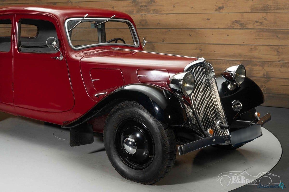1935' Citroen Traction Avant photo #4