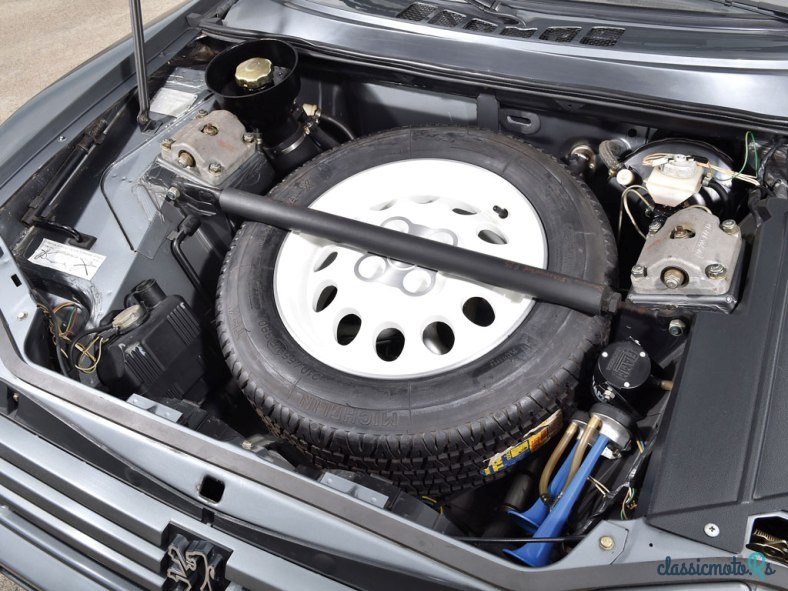 1985' Peugeot 205 T16 photo #5