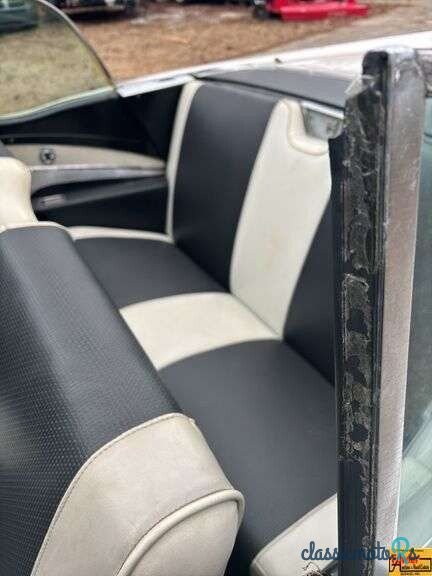 1957' Ford Fairlane photo #6