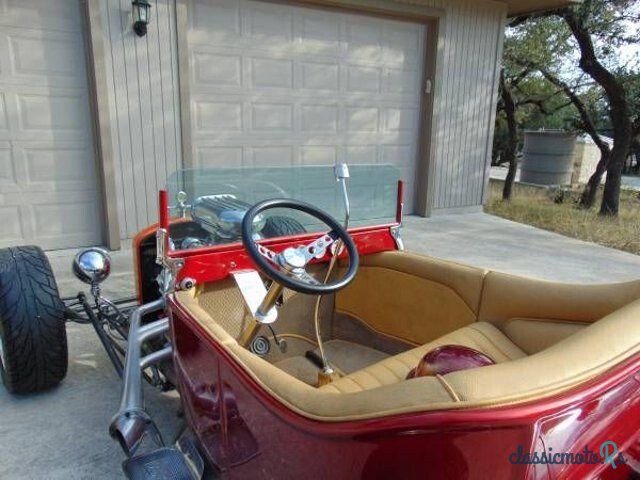 1923' Ford photo #2