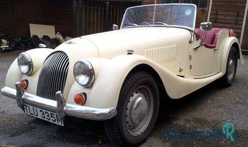1973' Morgan 4/4 1600Cc 4 Seater photo #2