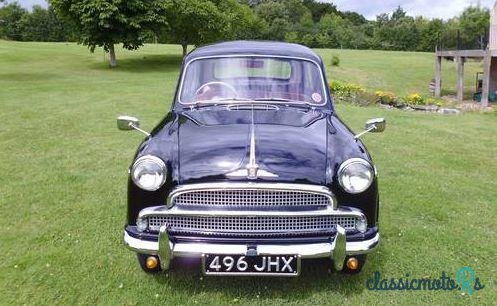 1956' Morris Isis De Lux Saloon photo #4