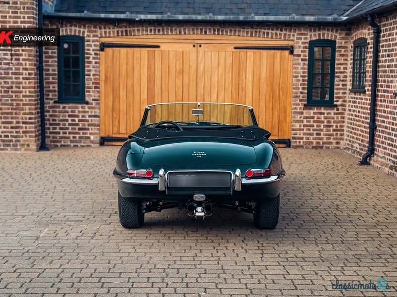 1967' Jaguar E-Type photo #6