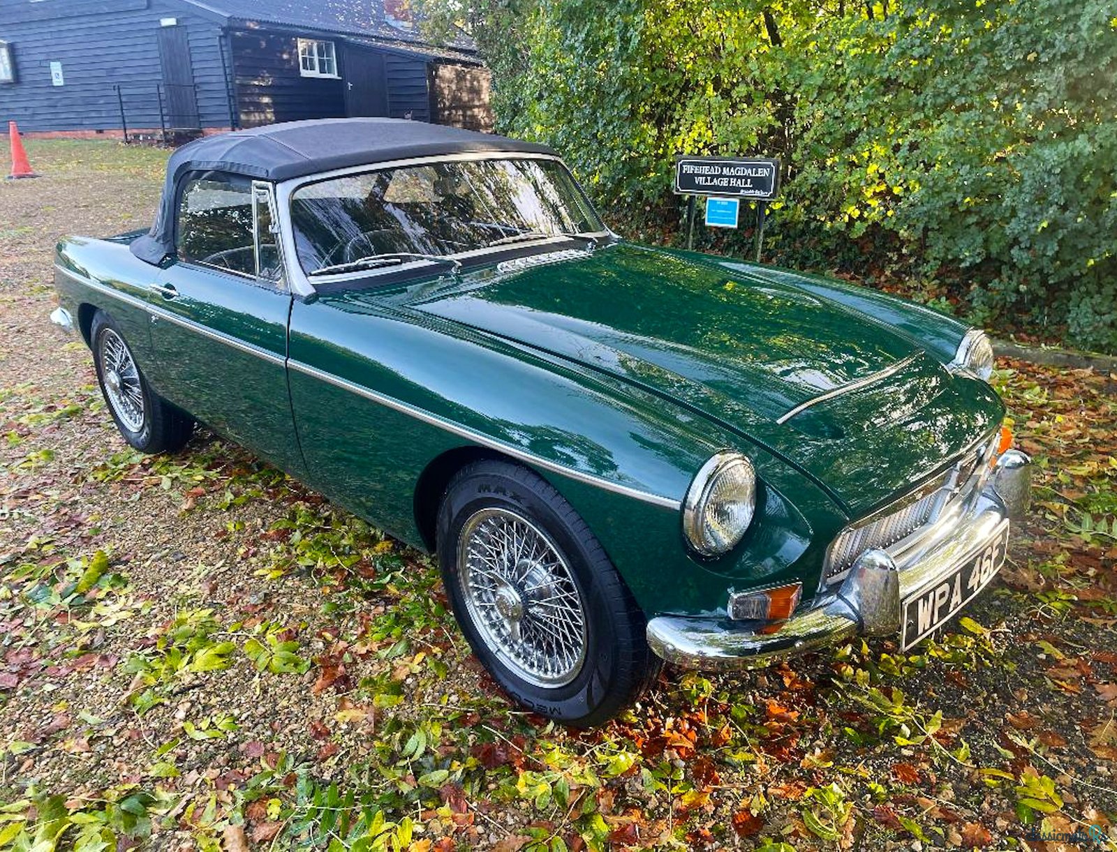 1968' MG MGC photo #2