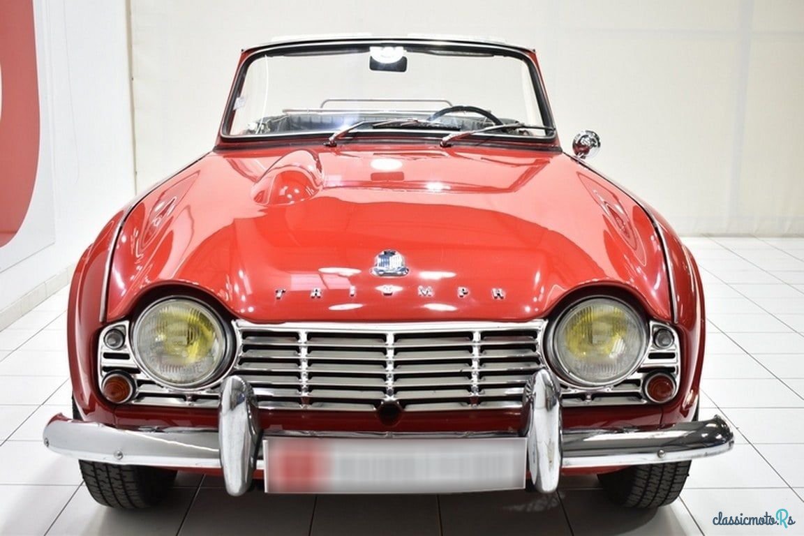 1963' Triumph TR4 photo #5