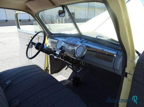 1942' Ford Deluxe Tudor Deluxe photo #5