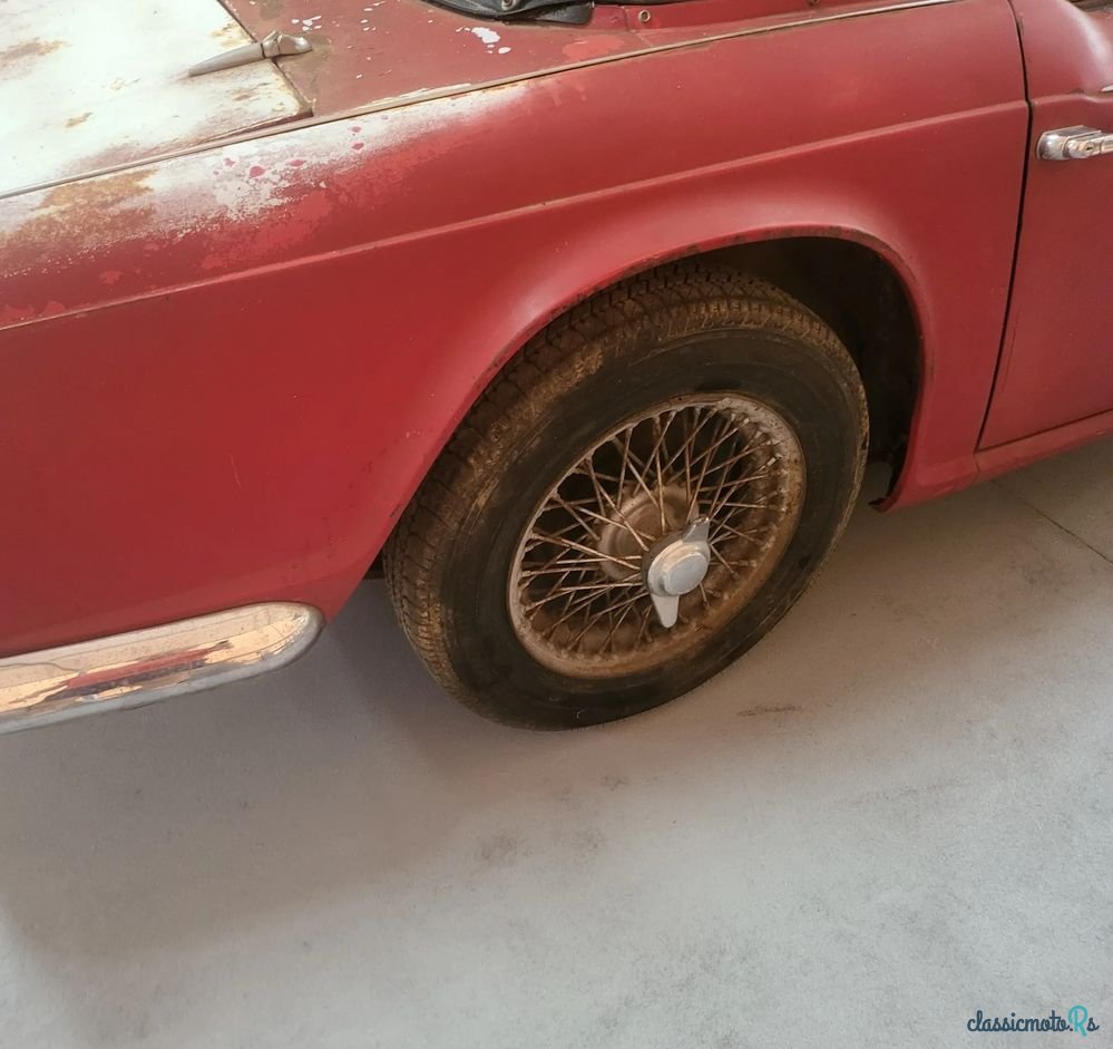 1965' Triumph TR4 photo #6