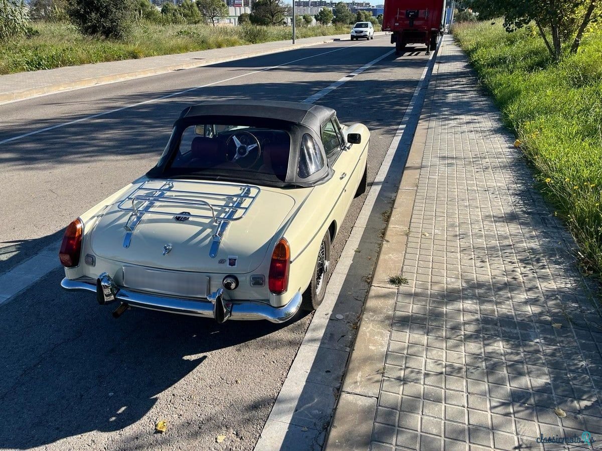 1969' MG MGB photo #2