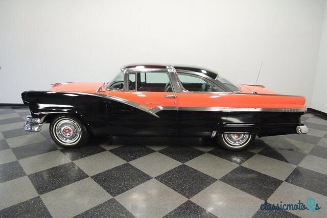 1956' Ford Fairlane photo #2