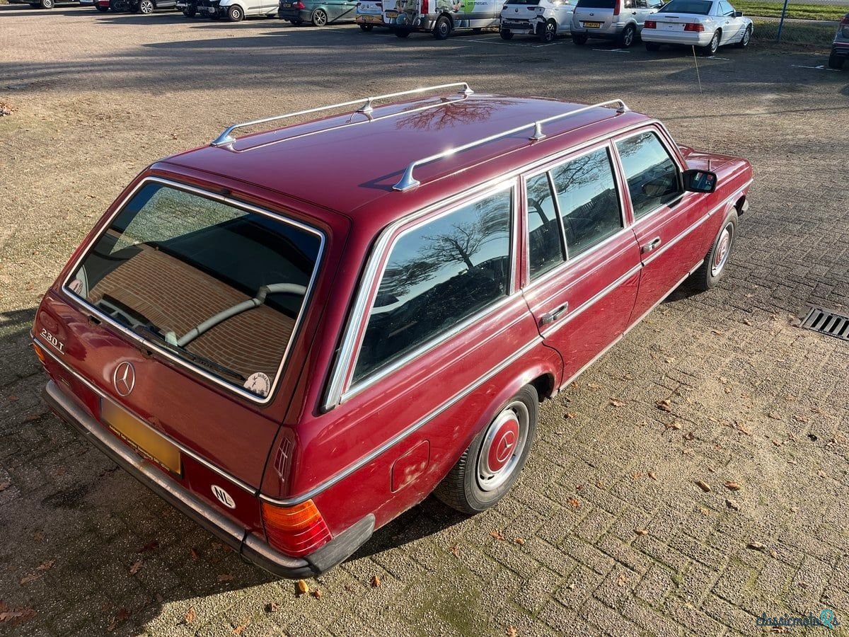 1979' Mercedes-Benz 230 photo #4