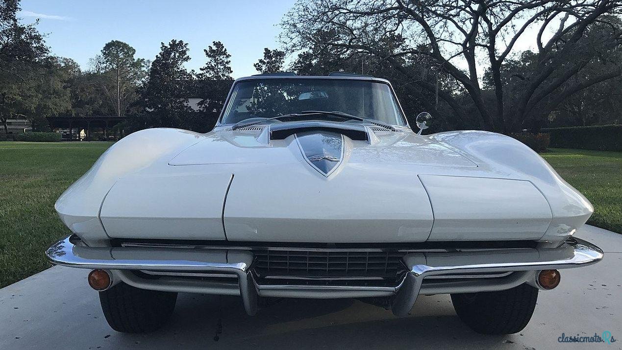 1967' Chevrolet Corvette photo #1